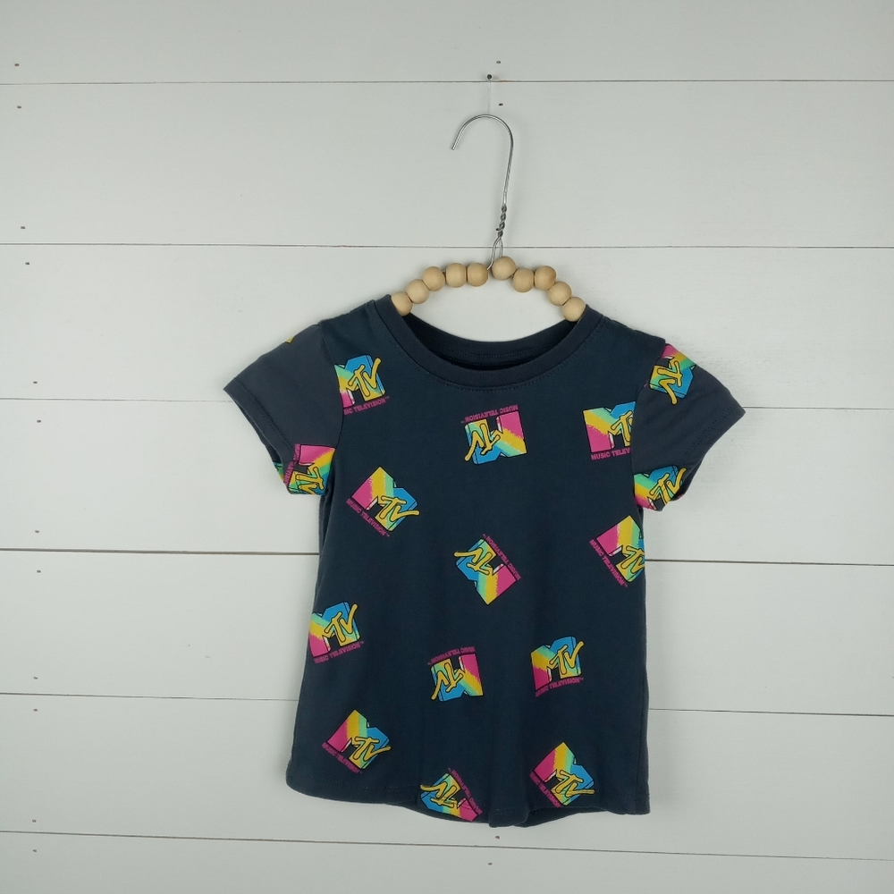 MTV girls XS gray with colorful MTV graphic design tshirt